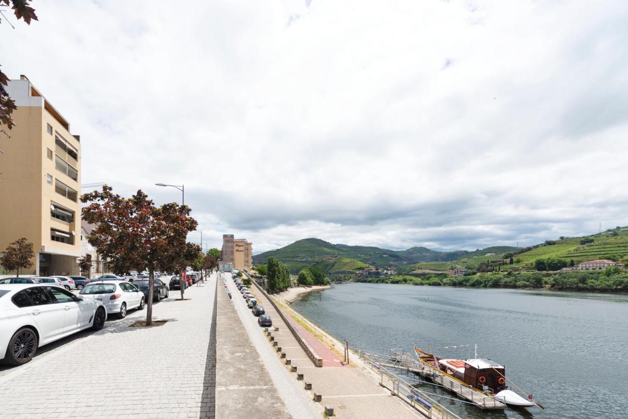 Penthouse Douro Valley With Terrace Apartment Peso da Regua Exterior photo